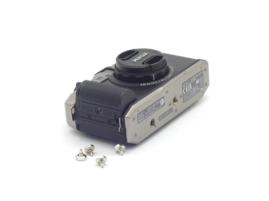 Pentax 17 - Screw For Grip
